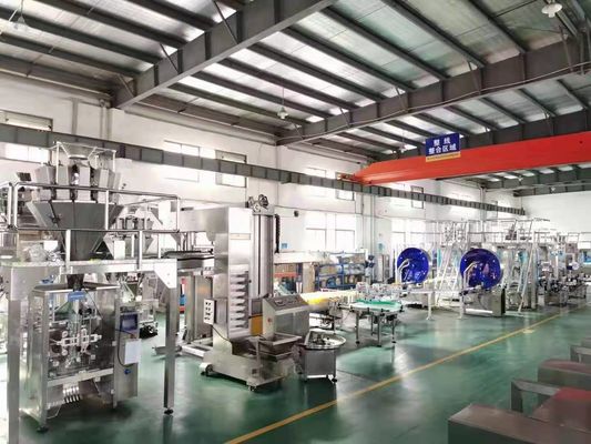 SUS304 バナナチップス プリメイド ポケットパッケージングマシン スナック加工工場用のポケットパッケージングマシン