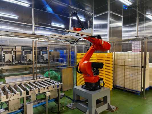 食品冷凍乾燥生産ラインの効率的なロボットソリューション